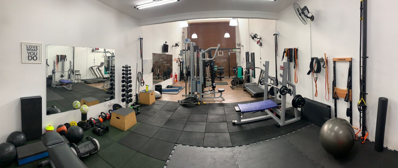 WhatsApp Image 2022-10-02 at 09.06.31.jpeg